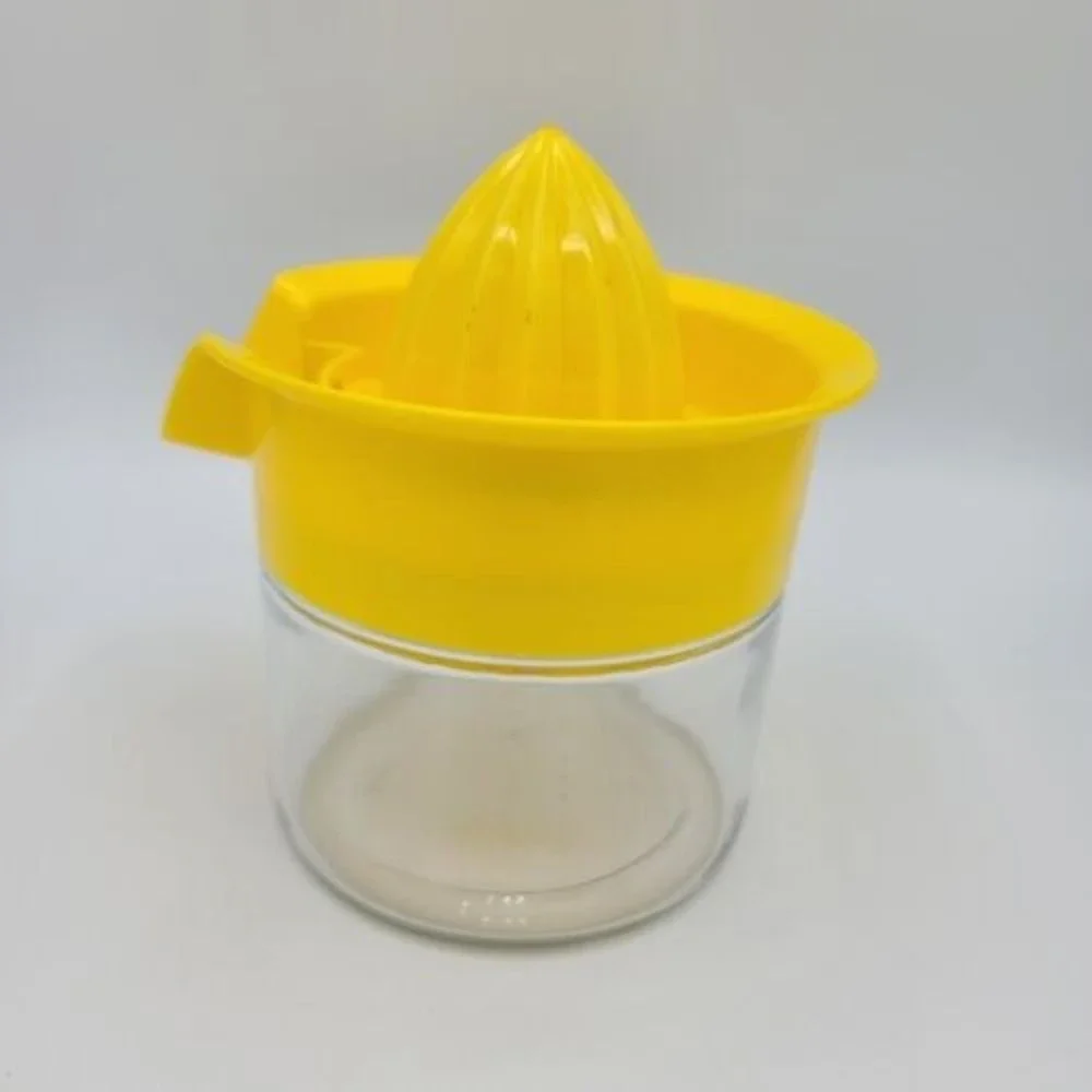 Vintage Gemco Clear Glass Juicer Container With Yellow Lid Manual Fruit Press